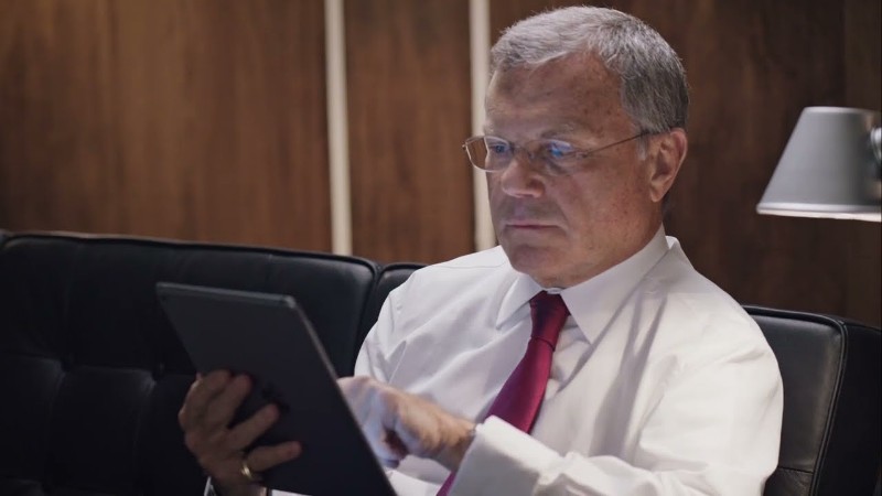 Sir Martin Sorrell Interview on Why He Makes Time to Read The Wall Street Journal, Video Screenshot, tags: pet-friendly - Youtube