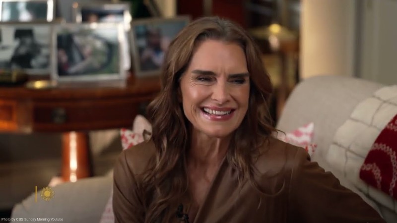 Extended interview: Brooke Shields, Video Screenshot, tags: aging - Youtube